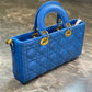 Borsa Lady
